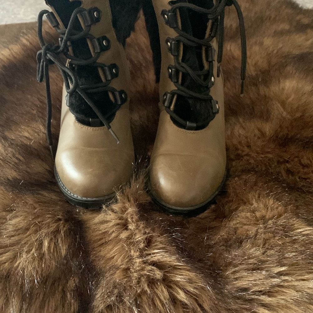 Tan and Black Lace Up Boots with Rounded Toe